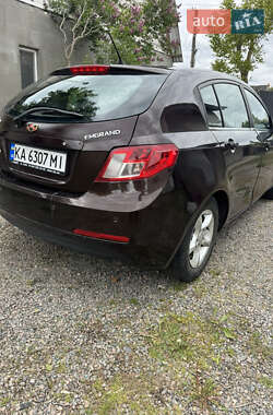 Хетчбек Geely Emgrand 7 (EC7) 2012 в 
