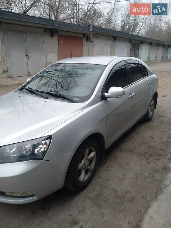 Седан Geely Emgrand 7 (EC7) 2013 в Каменском