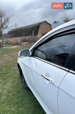 Хетчбек Geely Emgrand 7 (EC7) 2013 в 