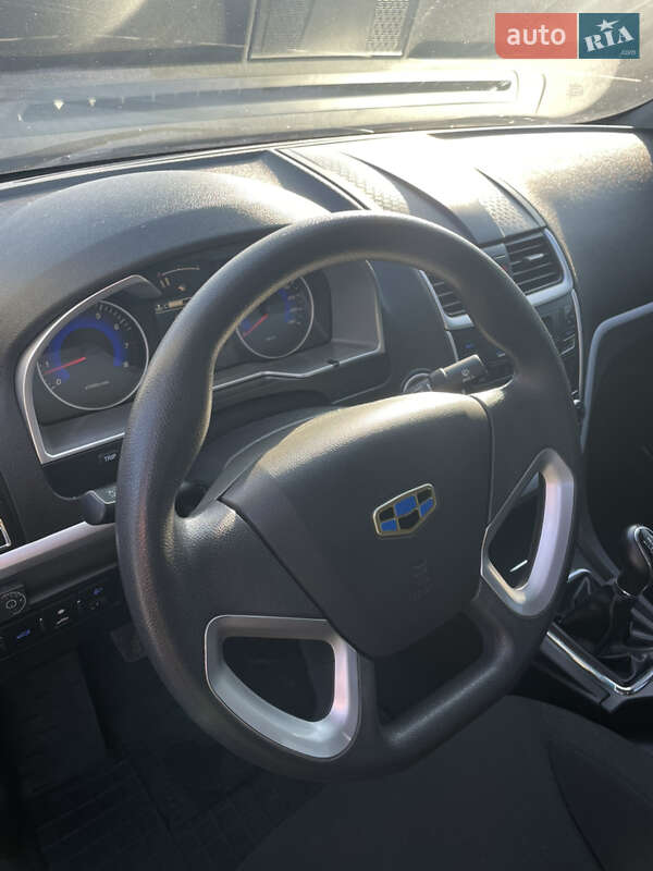 Седан Geely Emgrand 7 (EC7) 2017 в Дніпрі