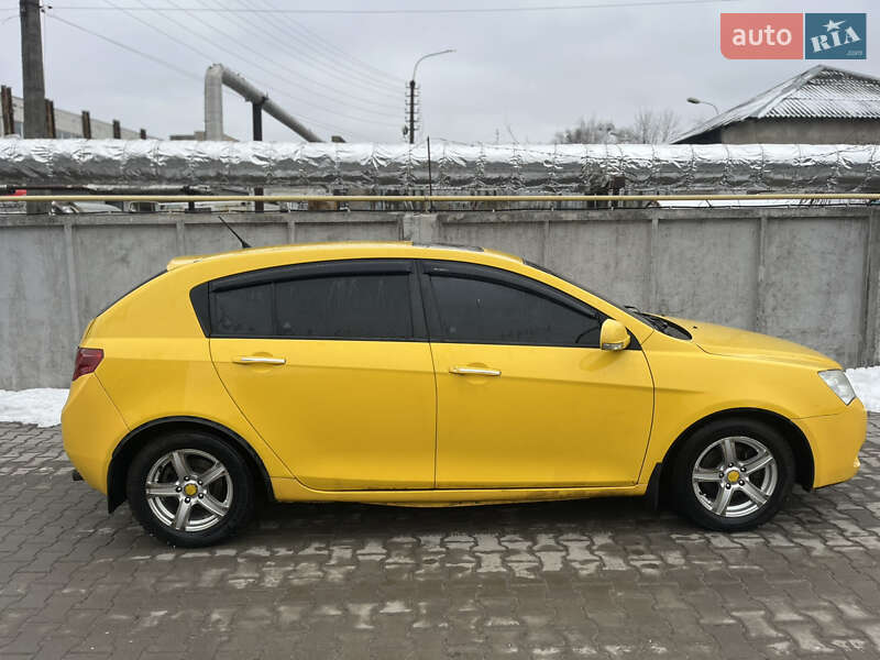 Хетчбек Geely Emgrand 7 (EC7) 2011 в Покровському