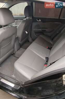 Седан Geely Emgrand 7 (EC7) 2013 в 
