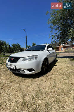 Хетчбек Geely Emgrand 7 (EC7) 2013 в 