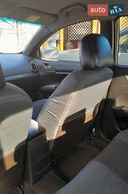 Седан Geely Emgrand 7 (EC7) 2012 в 