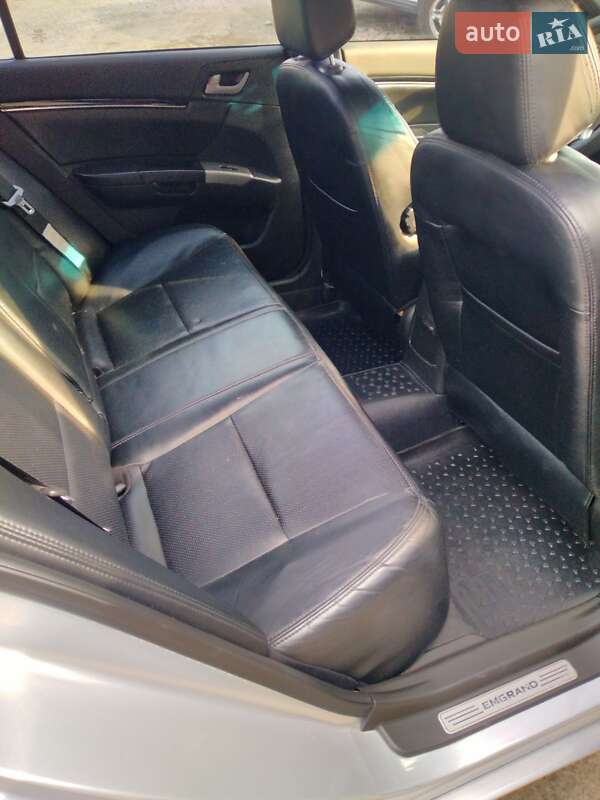 Седан Geely Emgrand 7 (EC7) 2013 в Тальном
