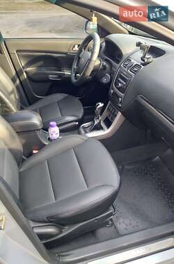 Седан Geely Emgrand 7 (EC7) 2013 в 