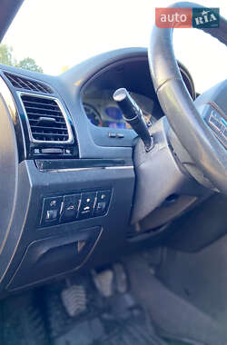 Хетчбек Geely Emgrand 7 (EC7) 2012 в 