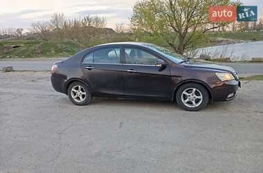 Седан Geely Emgrand 7 (EC7) 2012 в 