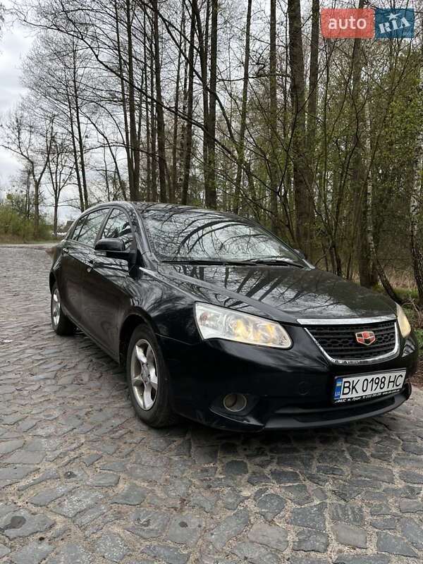 Хэтчбек Geely Emgrand 7 (EC7) 2011 в Дубровице