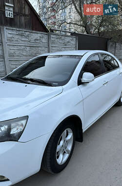 Седан Geely Emgrand 7 (EC7) 2013 в 