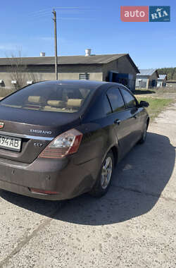 Седан Geely Emgrand 7 (EC7) 2012 в 