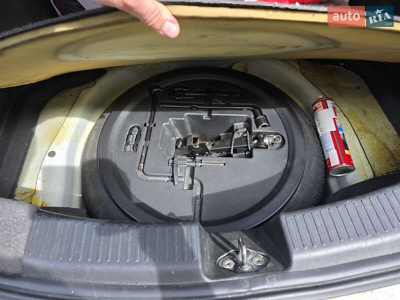 Хетчбек Geely Emgrand 7 (EC7) 2014 в Києві