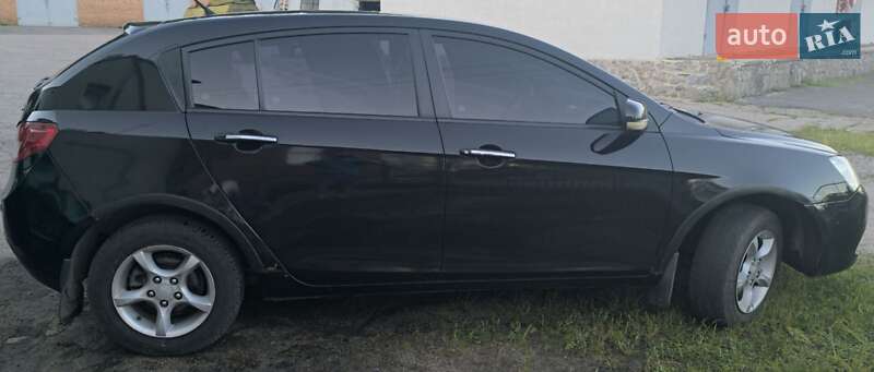 Хэтчбек Geely Emgrand 7 (EC7) 2012 в Новых Санжарах