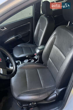 Седан Geely Emgrand 7 (EC7) 2015 в 