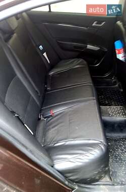 Седан Geely Emgrand 7 (EC7) 2014 в 