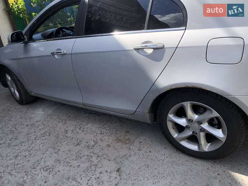 Седан Geely Emgrand 7 (EC7) 2013 в Києві