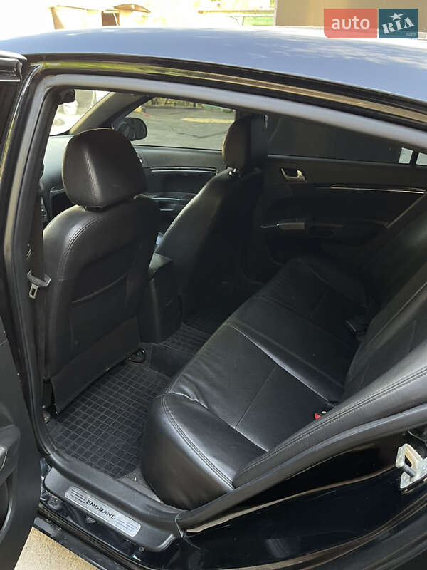 Хетчбек Geely Emgrand 7 (EC7) 2014 в Кривому Розі