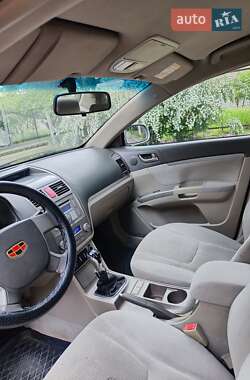 Седан Geely Emgrand 7 (EC7) 2011 в 