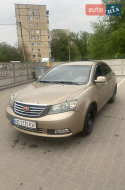 Седан Geely Emgrand 7 (EC7) 2012 в 