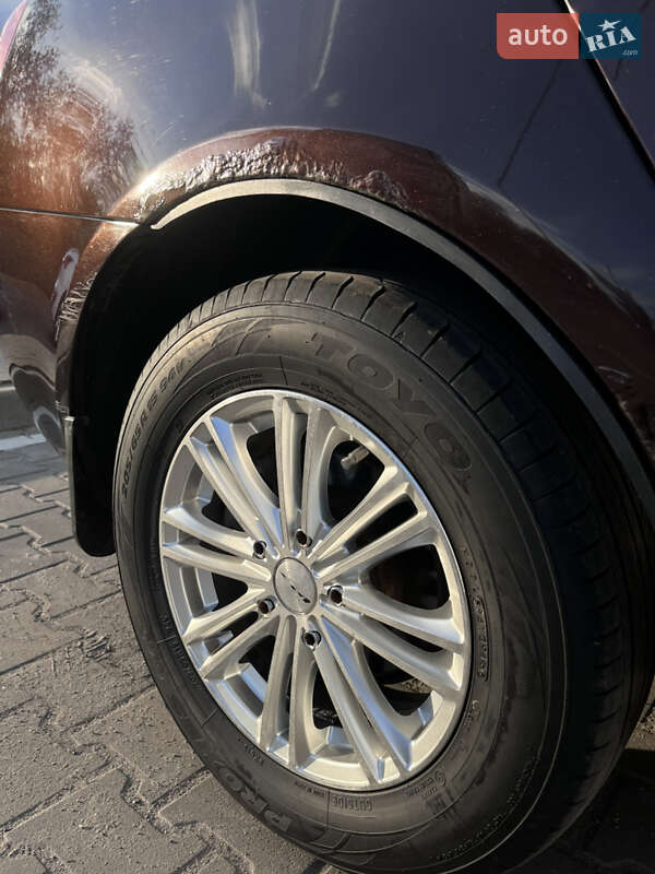 Седан Geely Emgrand 7 (EC7) 2012 в Вишневом