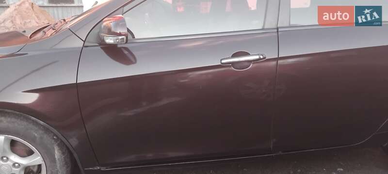 Седан Geely Emgrand 7 (EC7) 2011 в Луцке