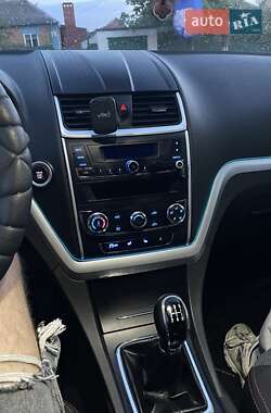 Седан Geely Emgrand 7 (EC7) 2018 в 