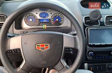 Седан Geely Emgrand 7 (EC7) 2012 в 