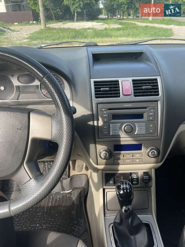 Седан Geely Emgrand 7 (EC7) 2011 в Кривом Роге