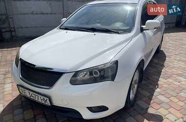 Хетчбек Geely Emgrand 7 (EC7) 2013 в Дніпрі