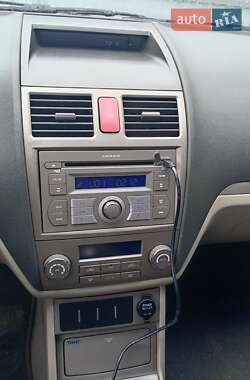 Седан Geely Emgrand 7 (EC7) 2011 в 