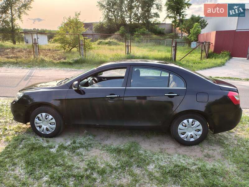 Седан Geely Emgrand 7 (EC7) 2013 в Украинке