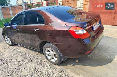 Седан Geely Emgrand 7 (EC7) 2013 в 