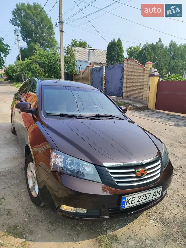 Седан Geely Emgrand 7 (EC7) 2013 в 