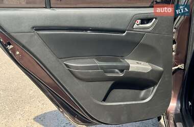 Седан Geely Emgrand 7 (EC7) 2012 в 