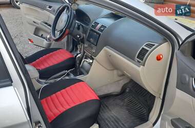 Седан Geely Emgrand 7 (EC7) 2012 в 