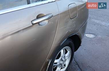 Седан Geely Emgrand 7 (EC7) 2011 в 