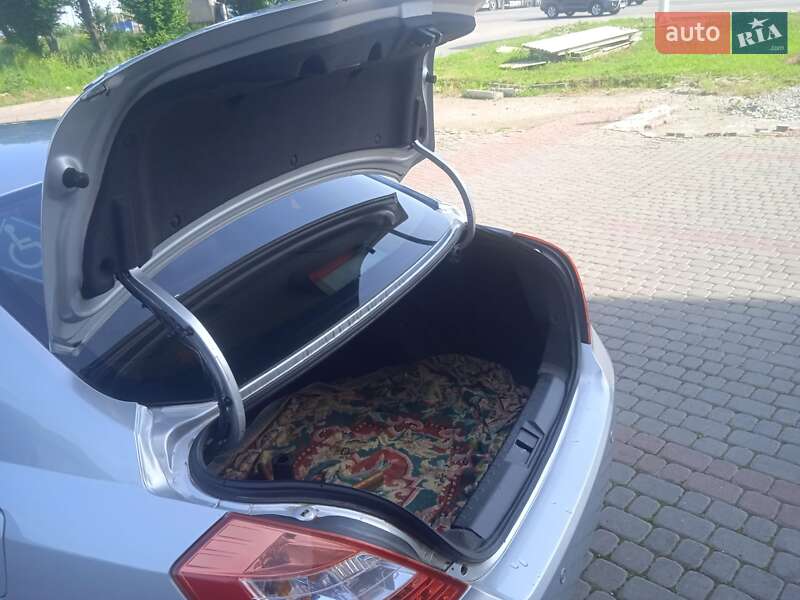 Седан Geely Emgrand 7 (EC7) 2014 в Івано-Франківську