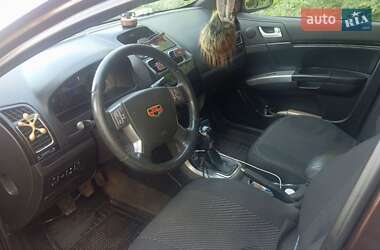 Хэтчбек Geely Emgrand 7 (EC7) 2012 в 