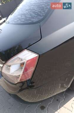 Седан Geely Emgrand 7 (EC7) 2011 в 