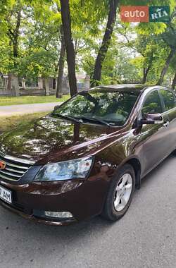 Седан Geely Emgrand 7 (EC7) 2013 в Дніпрі