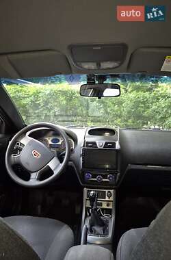 Седан Geely Emgrand 7 (EC7) 2013 в 