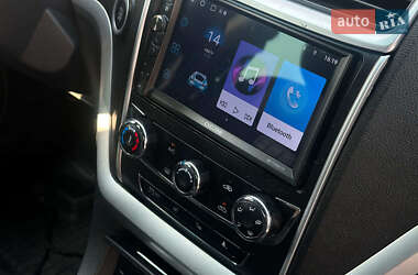 Седан Geely Emgrand 7 (EC7) 2017 в 