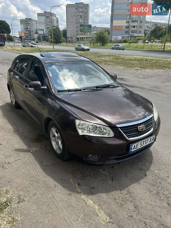 Хетчбек Geely Emgrand 7 (EC7) 2011 в Павлограді