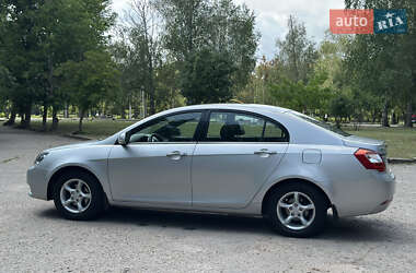 Седан Geely Emgrand 7 (EC7) 2013 в 