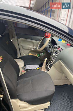 Седан Geely Emgrand 7 (EC7) 2012 в 