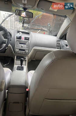 Хэтчбек Geely Emgrand 7 (EC7) 2012 в 