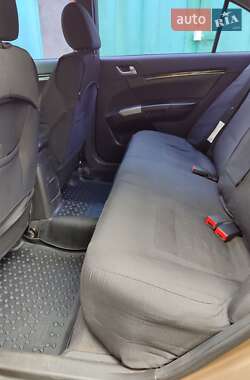 Седан Geely Emgrand 7 (EC7) 2014 в 