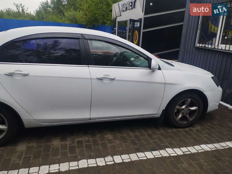 Седан Geely Emgrand 7 (EC7) 2013 в 