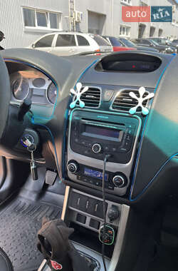 Седан Geely Emgrand 7 (EC7) 2014 в 