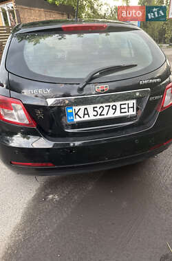 Хетчбек Geely Emgrand 7 (EC7) 2013 в 